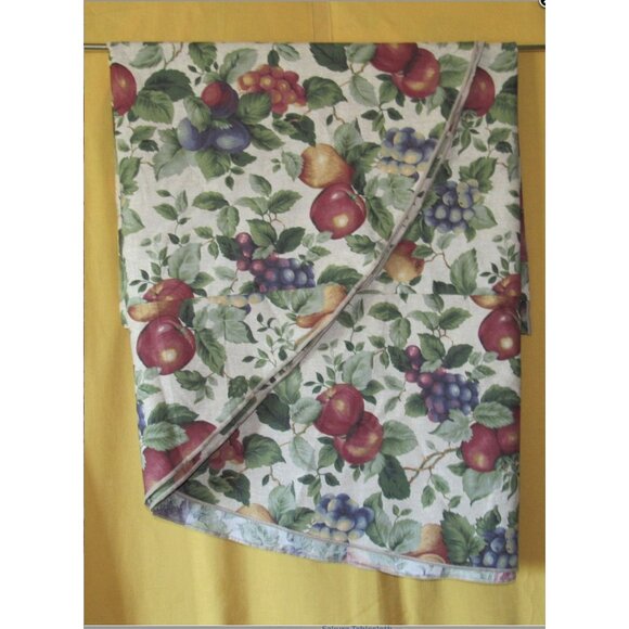 Ex-Cell Home Vintage Fruit Themed Apples Pears Grapes Cotton Tablecloth - Picture 5 of 16